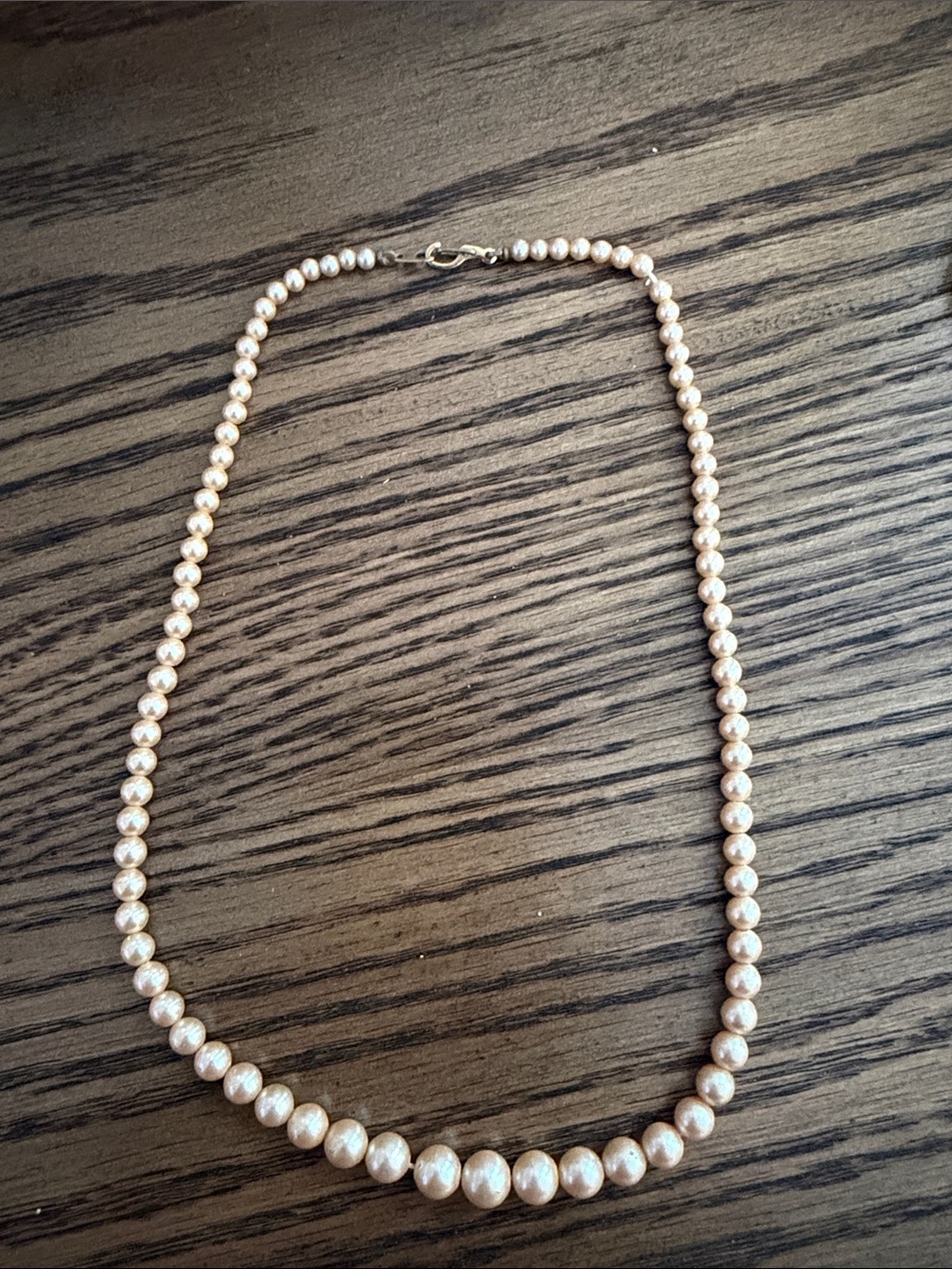 2 faux pearl necklaces